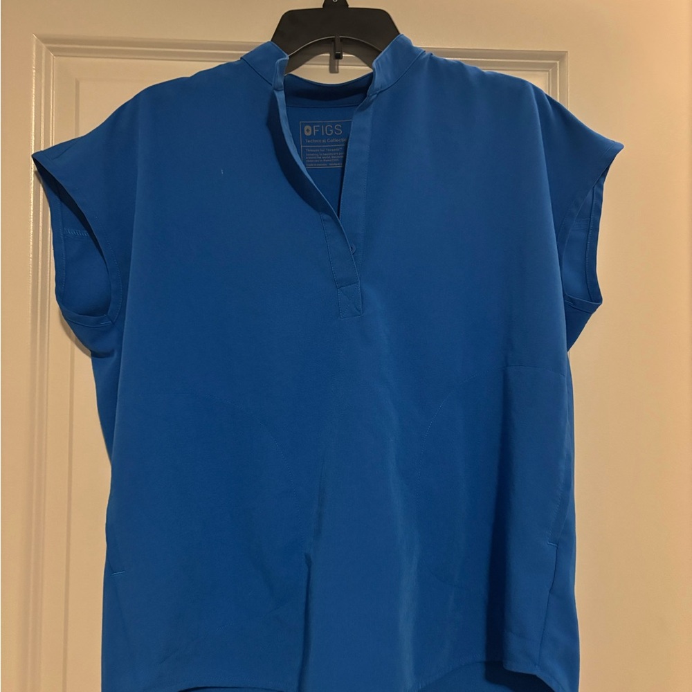 Figs Blue Rafaela scrub top